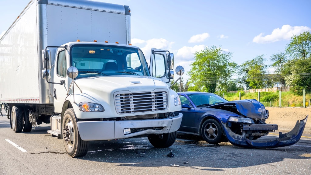 The Financial Compensations You Can Pursue Following a Kokomo Semi-Truck Accident semi-truck accident